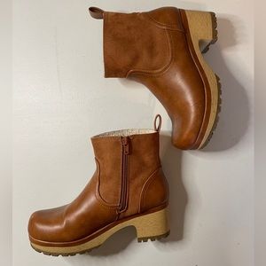 Target Universal Thread Maisie Fleece-lined Clog Boots